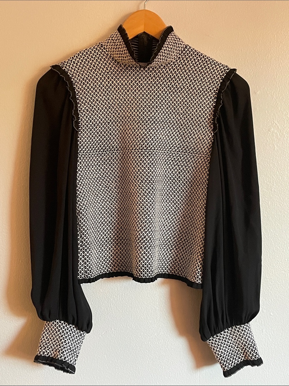 Alice and Olivia Aviva Long-Sleeve Smocked Blouse Size M